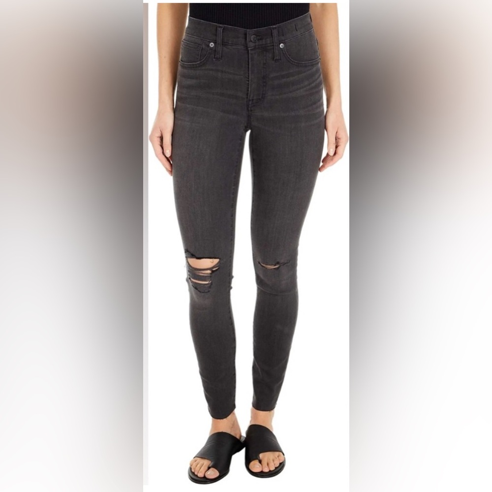 Dark grey skinny mid-rise Madewell jeans in size 23